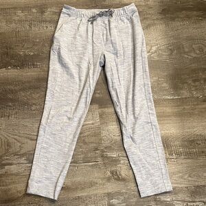 lululemon Women's On the Fly Light Gray Joggers